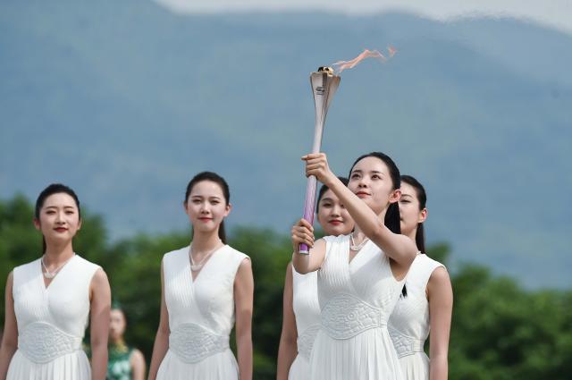 体育注册-“亚”运观察①：杭州亚运，“迟到”的拥抱